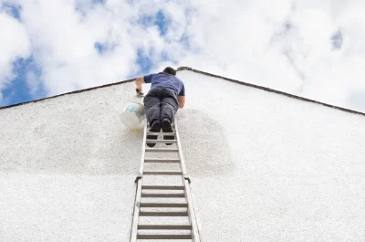 Peinture extérieure à Saint-Genès-Champanelle — façades et ravalement